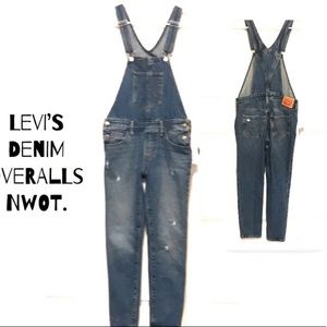 LEVIS NWOT’s denim overalls